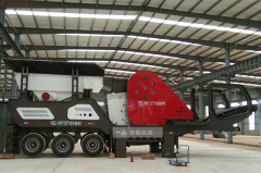 黄金九月 日产千吨的环保型移动碎石机已经启程奔赴安徽砂厂
